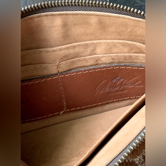 Patricia Nash Tooled Leather Wristlet/Clutch - Picture 4 of 6